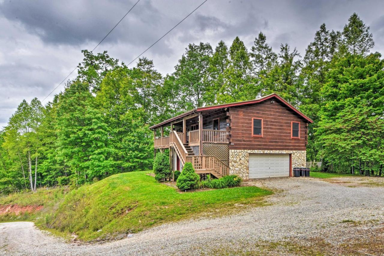 Bryson City Cabin With Hot Tub, Views And Pool Table! Exterior photo